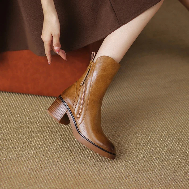 Sleek Leather Ankle Boots for Everyday Style