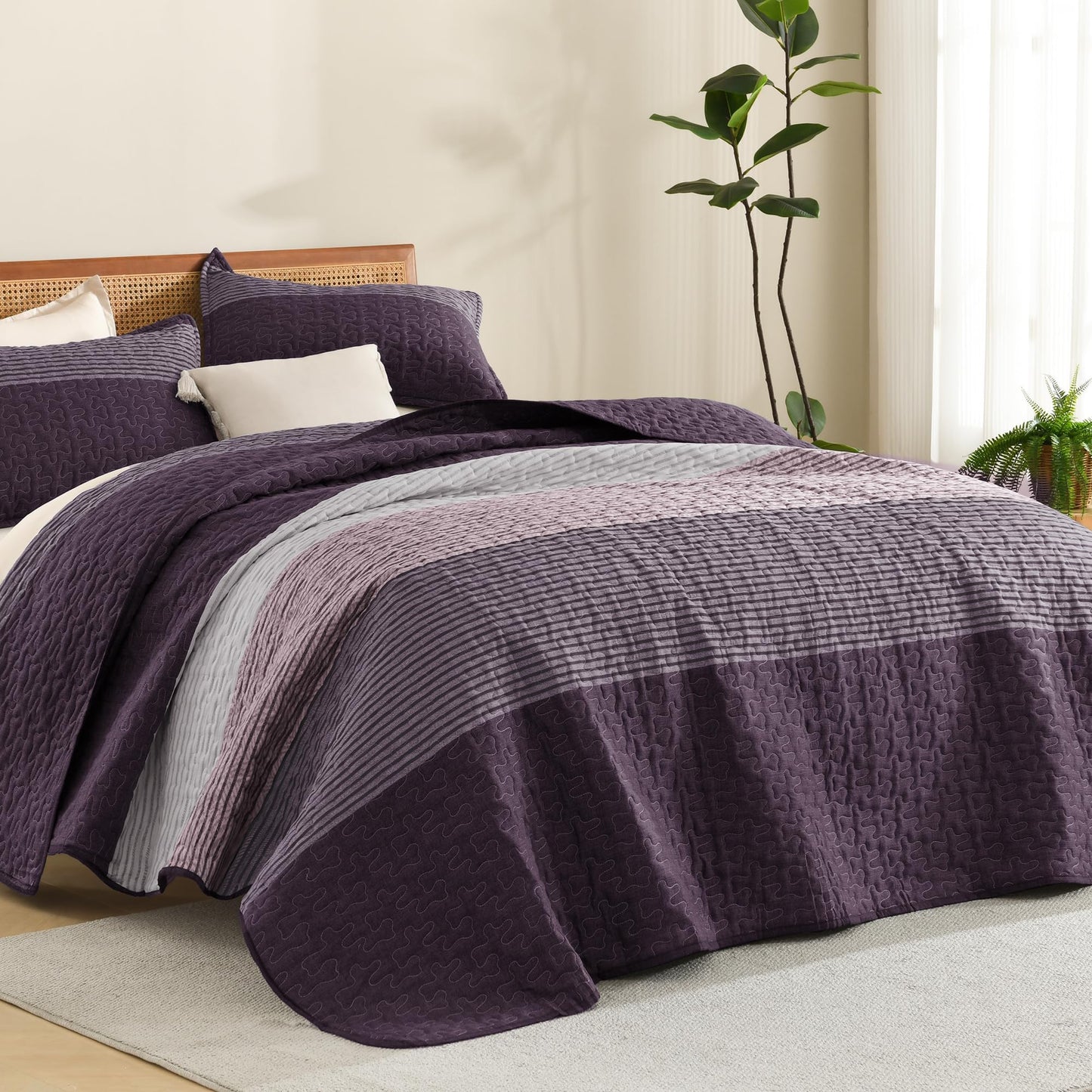 Striped Quilt Set with Cozy Cloudlike Comfort