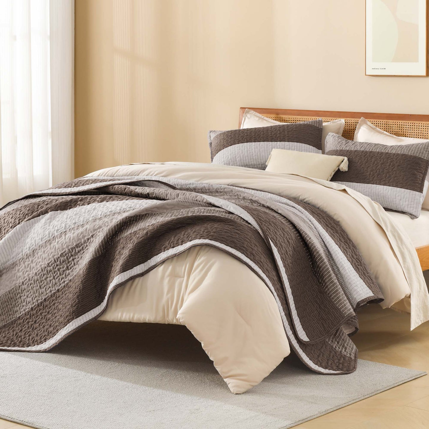 Striped Quilt Set with Cozy Cloudlike Comfort
