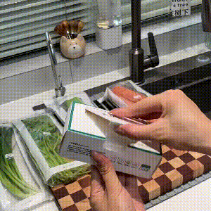 FreshSeal™ Food Storage Bags for Eco-Friendly Freshness