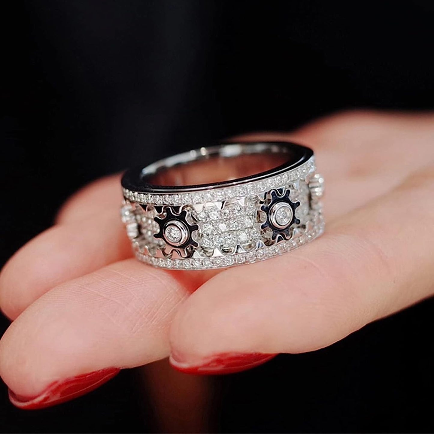 GearRing™ - Sleek Rotary Gear Ring Accessory