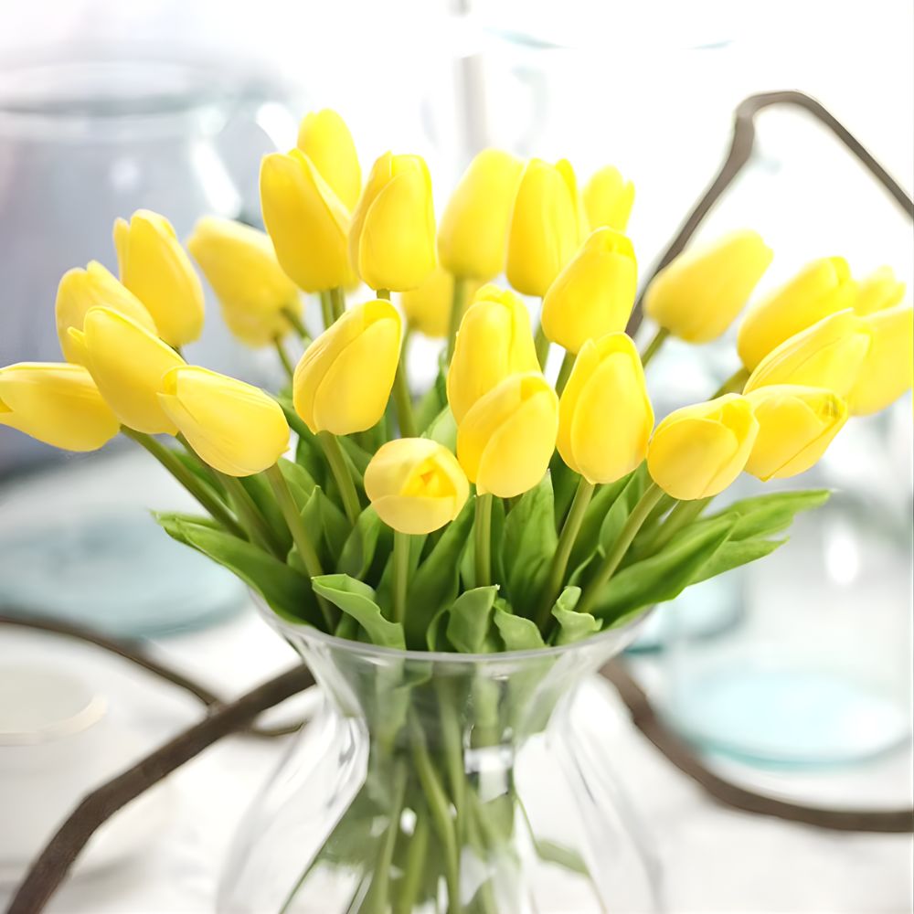BloomAura - Vibrant Tulips That Never Wilt or Need Watering