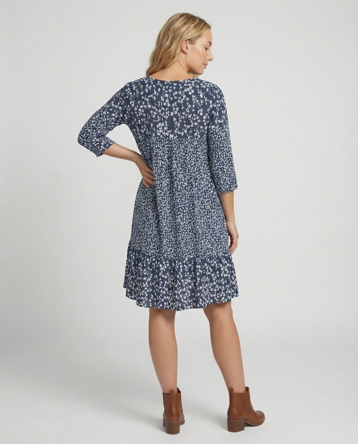 Elegant Women's Dress for Versatile Comfort