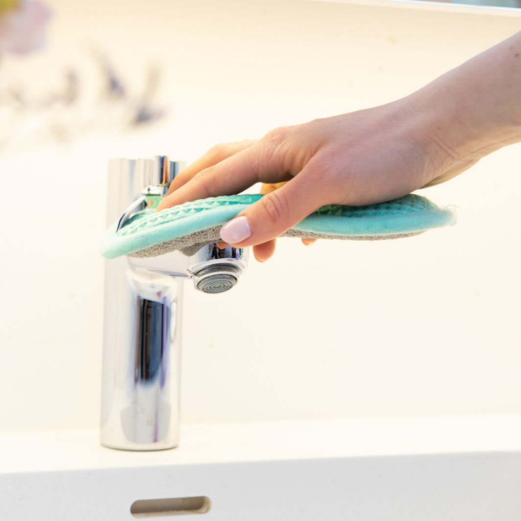 CleanSwift - Erase Grease and Grime in Seconds, No Scrubbing