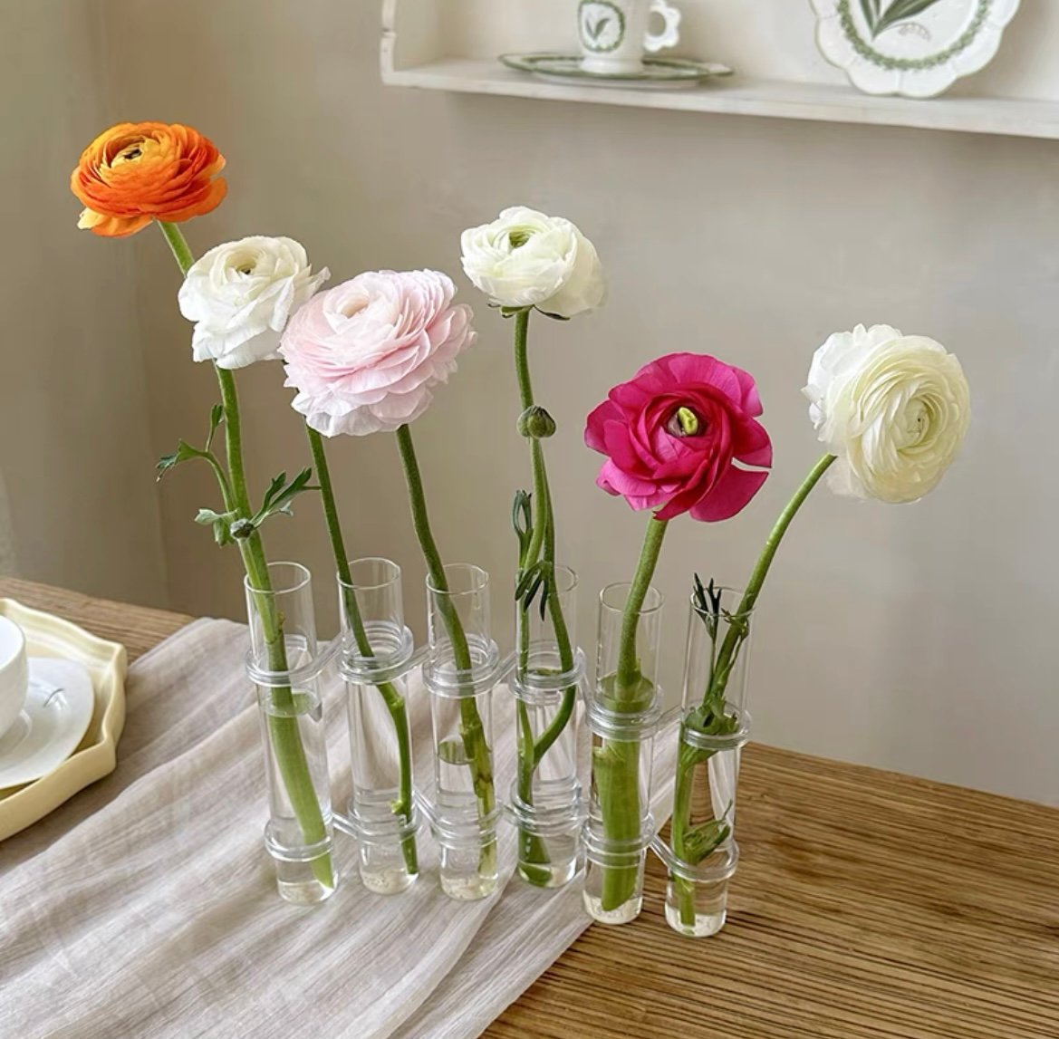 BloomNest™ - Hinged Floral Vase Decor