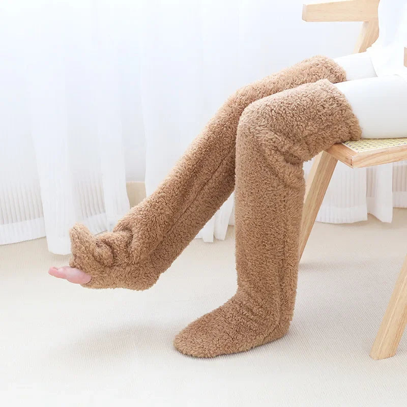 Cozy Warm Winter Hoodie for Cold Evenings