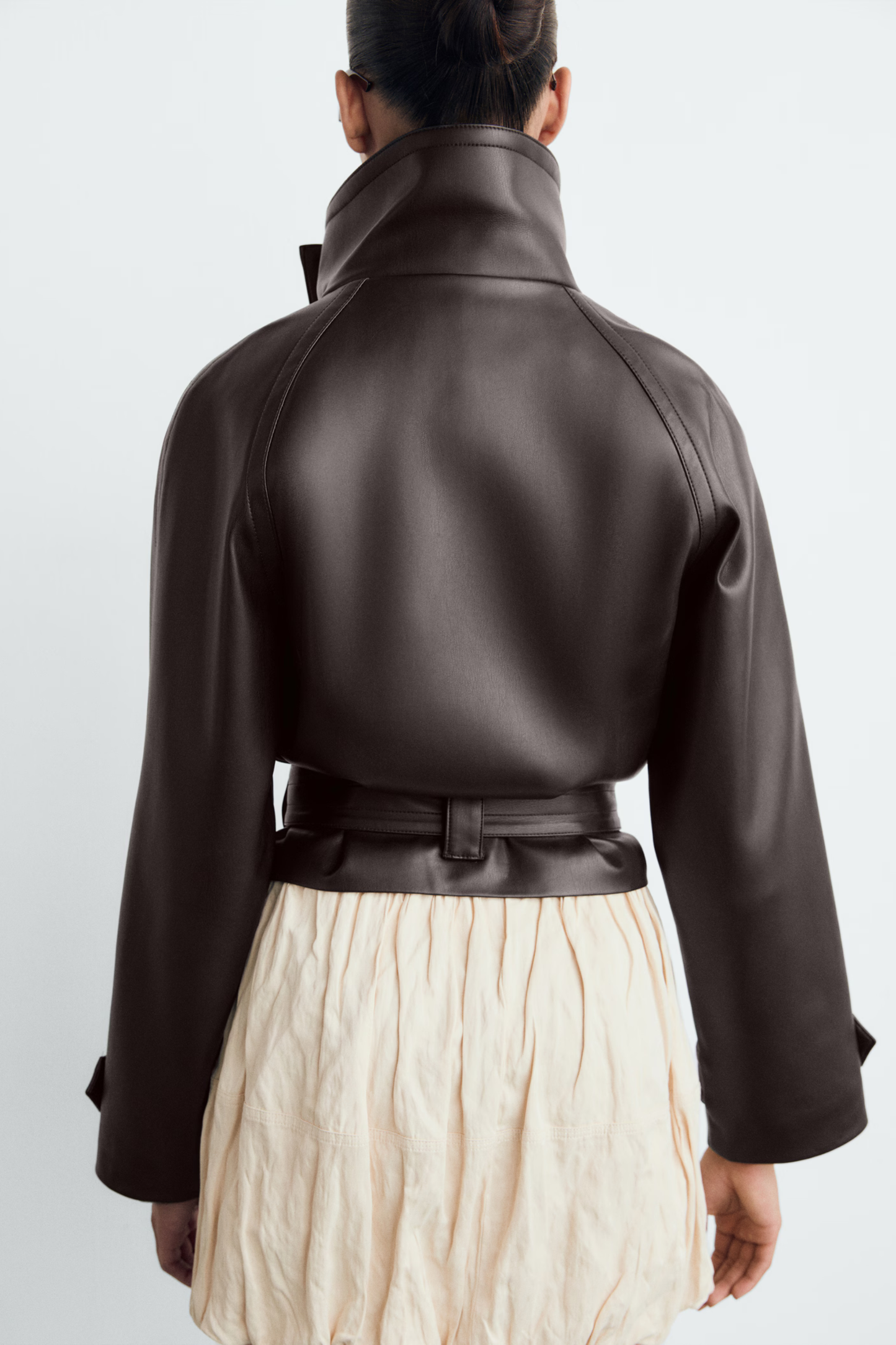 Sleek Lightweight Windbreaker Jacket