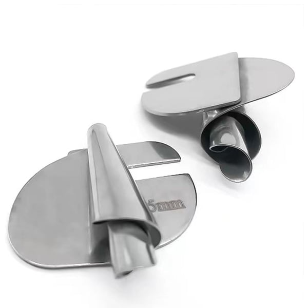 HeelMaster™ - Precision Edge Hemming Foot for Clean Finishes