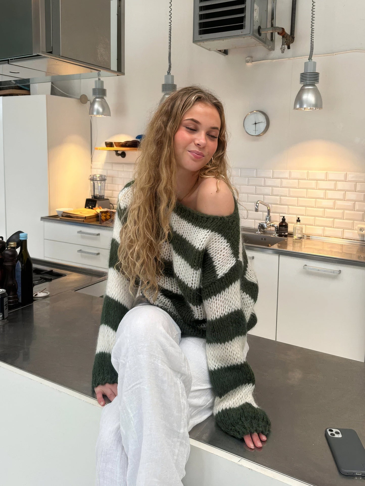 Cozy Lightweight Knit Sweater for Everyday Wear