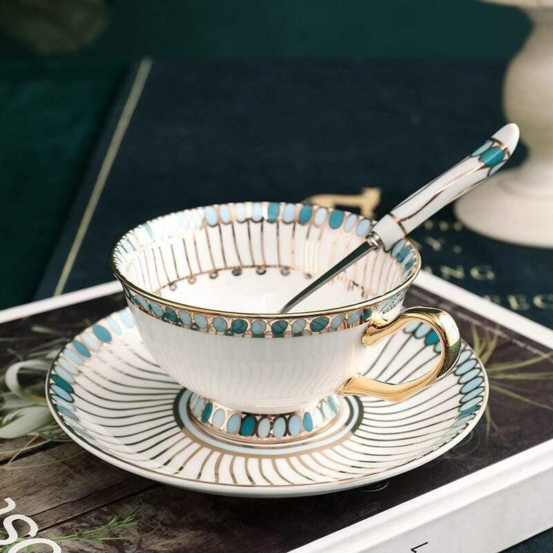Elegant Ceramic Tea Set for Cozy Gatherings