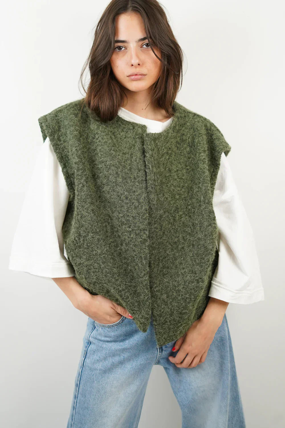 Utility Sleeveless Vest with Multiple Pockets