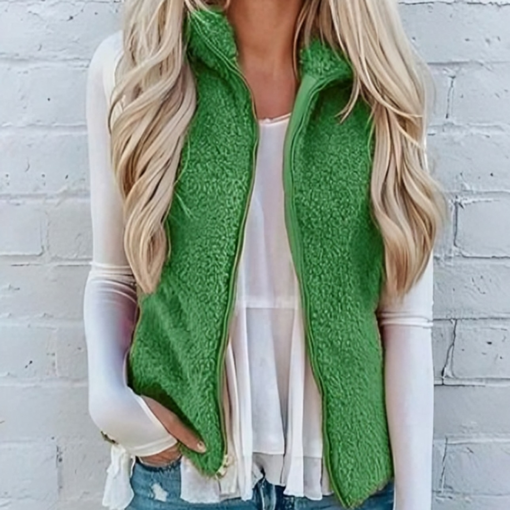 Lightweight Zipped Fleece Vest for Cozy Layering